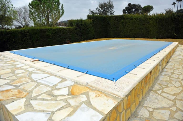 gunite-pool-stains-how-to-remove-stains-on-a-gunite-pool