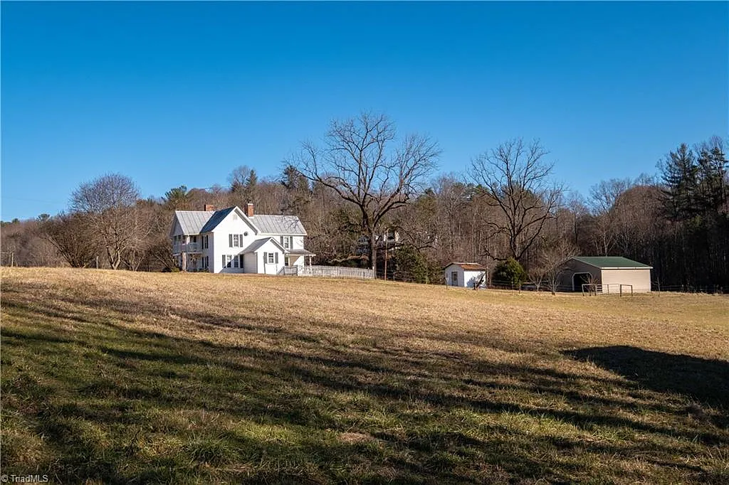 Barn and Pastureland